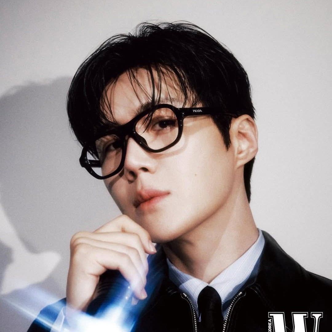 Momen yang diabadikan oleh penggemar Kim Seonho