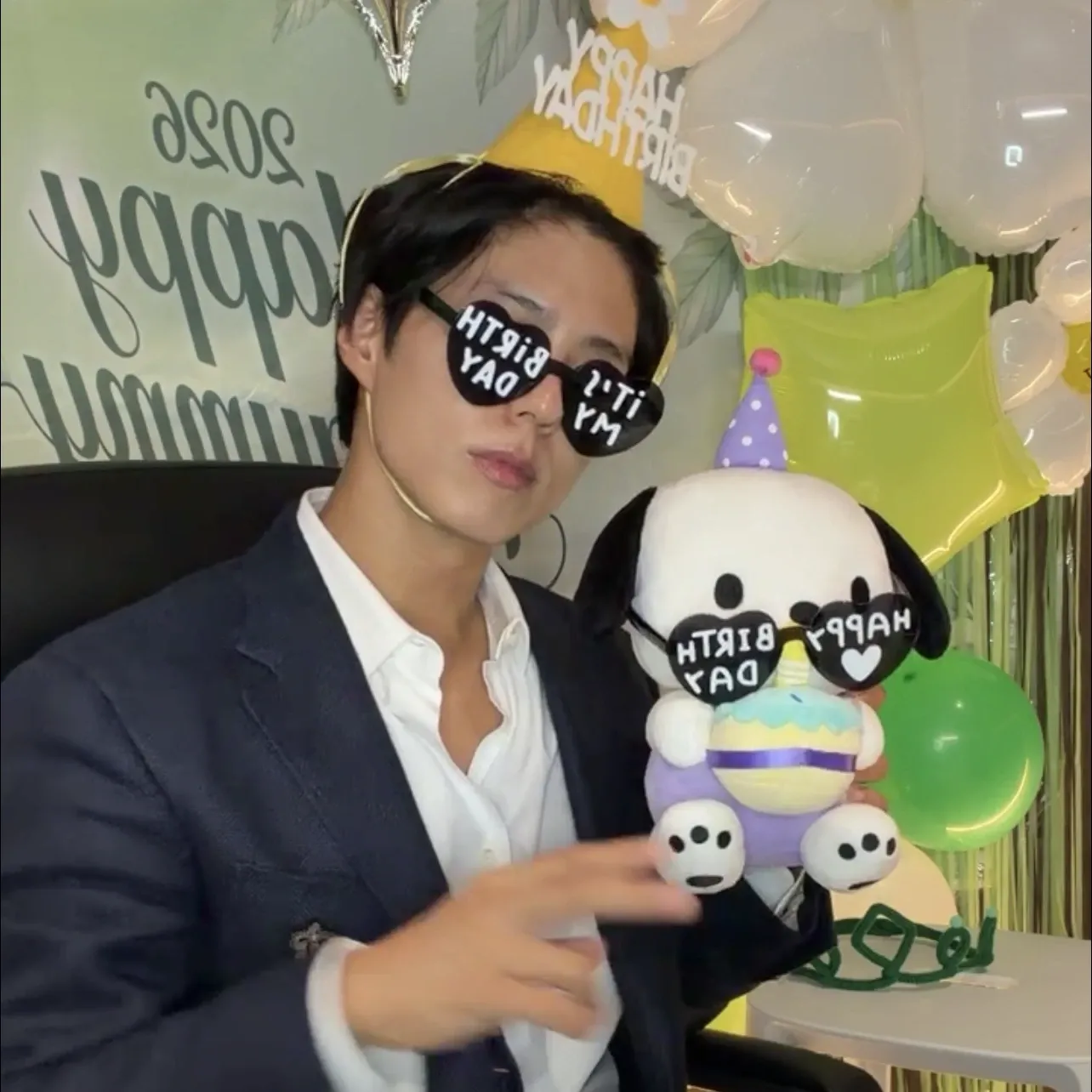 Behind-the-scenes cut of Park Bogum