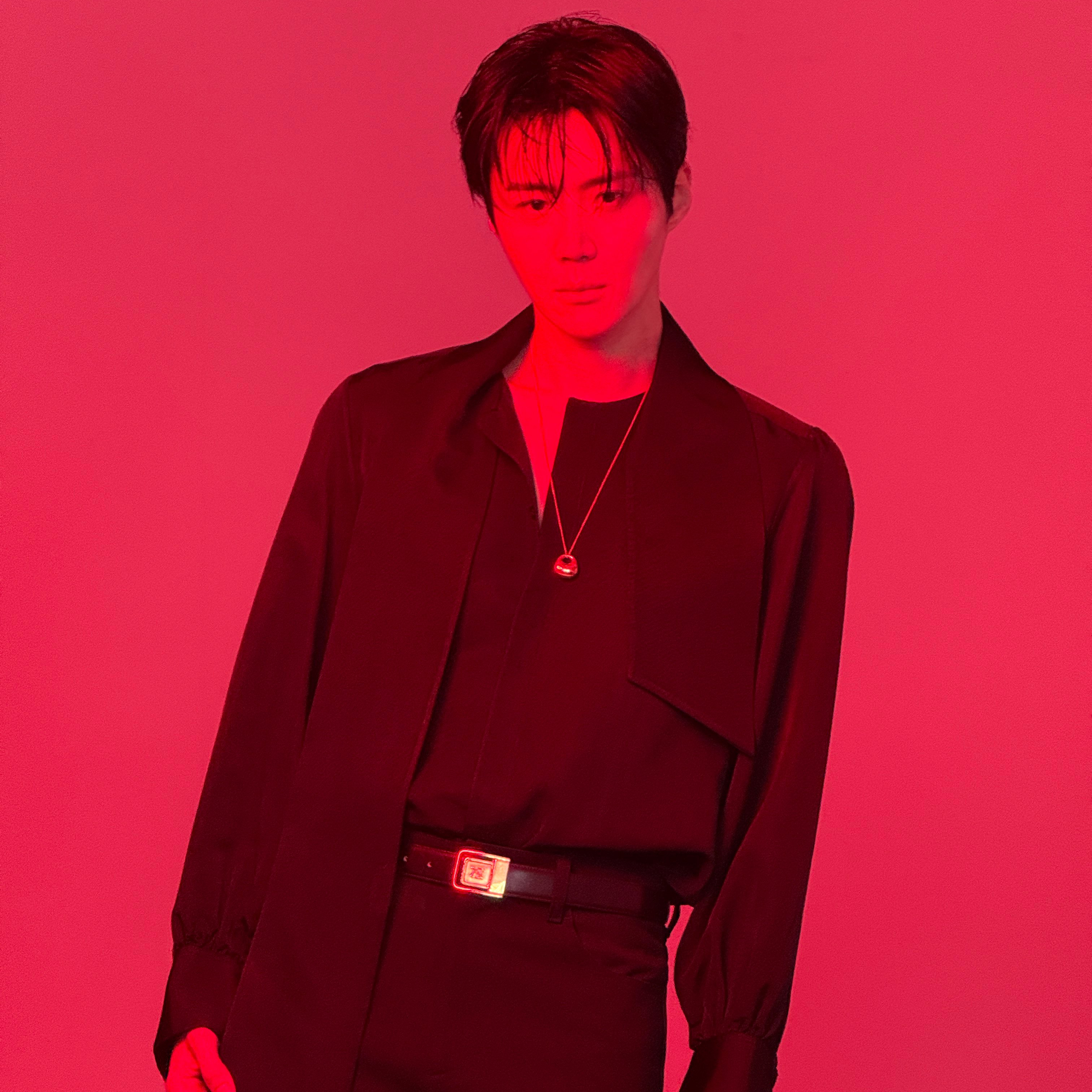 Behind-the-scenes cut of Kim Seonho