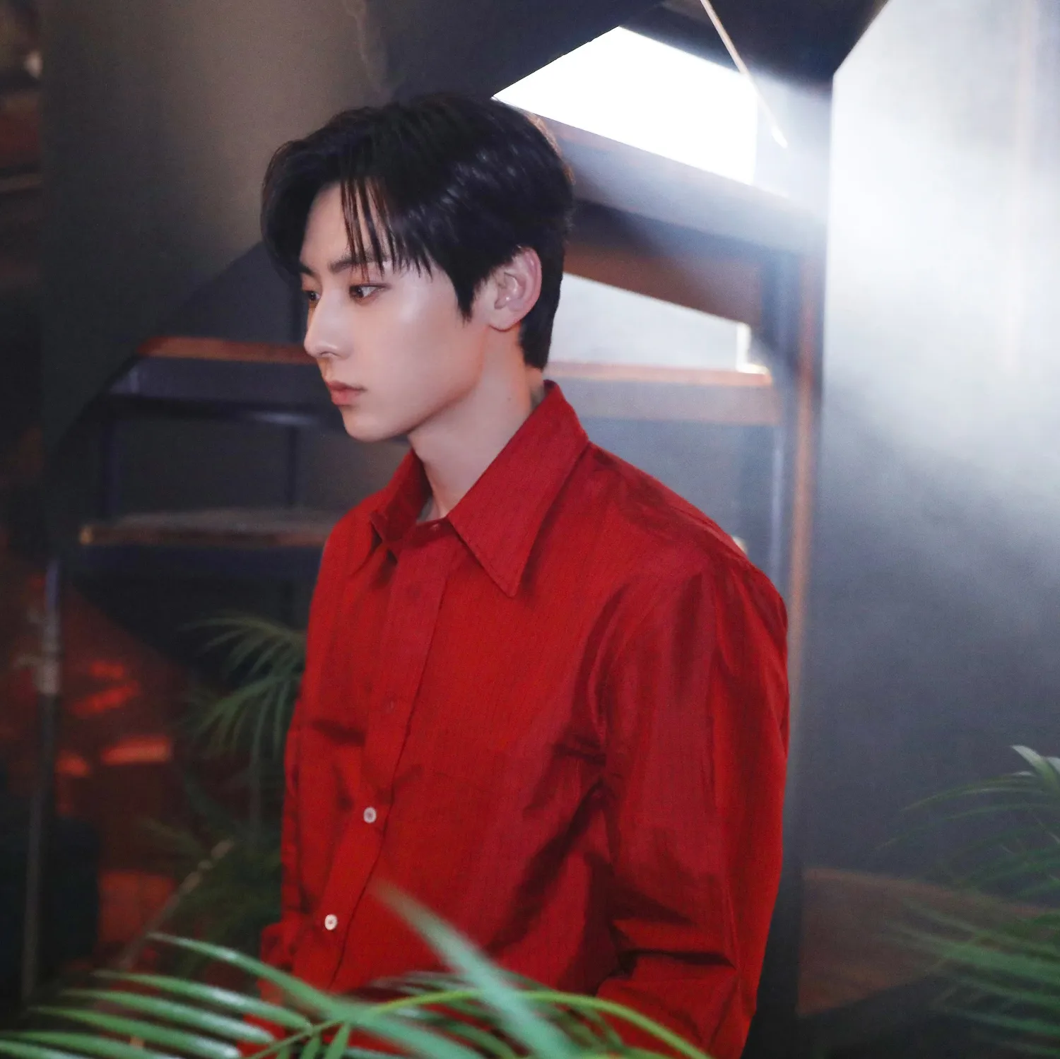 A moment captured by a fan of Hwang Minhyun