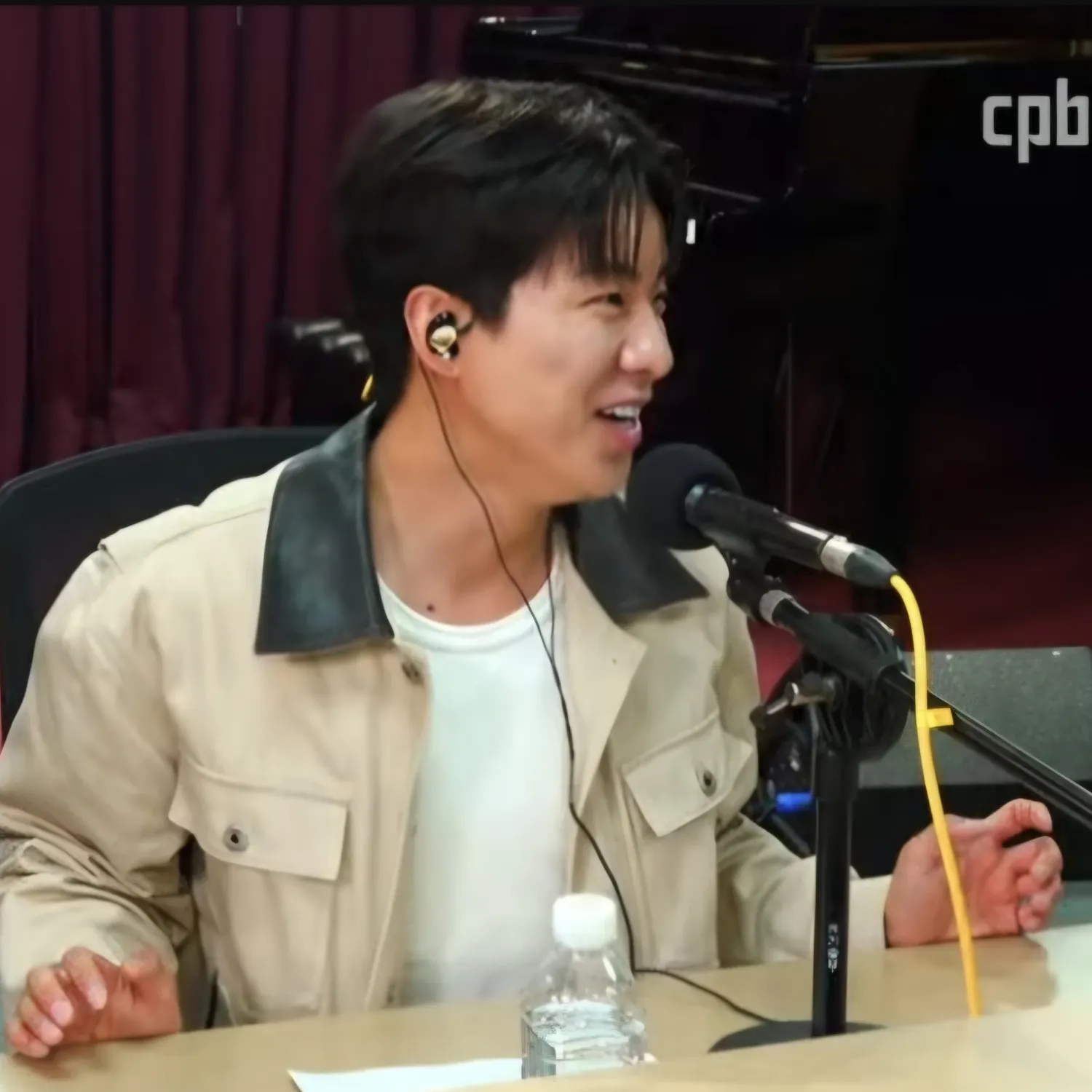 나태주의 비하인드 컷