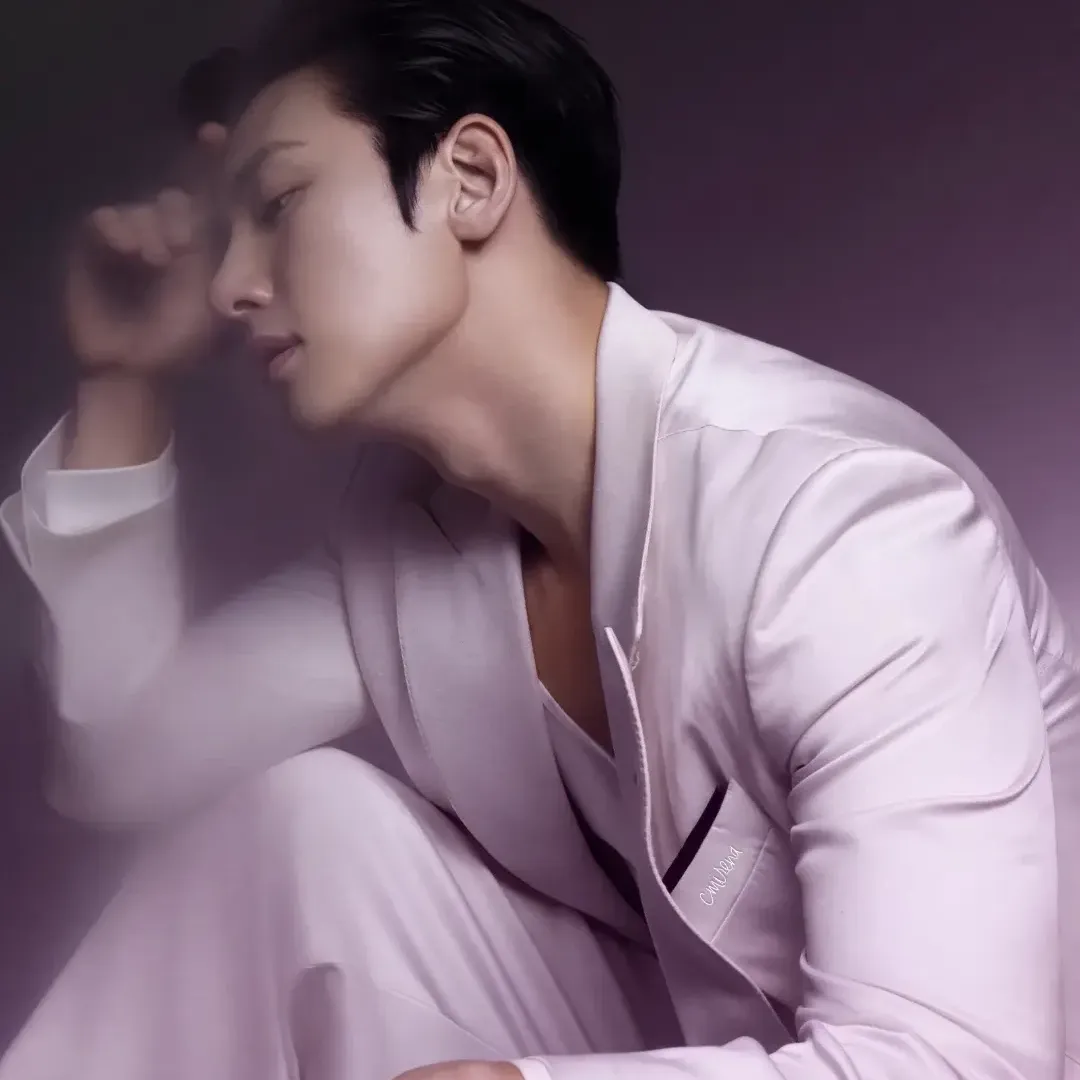 Recent activity shot of Ji Changwook
