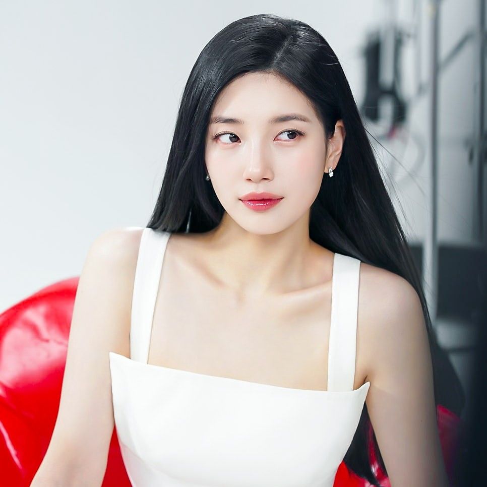 裴秀智的最新照片