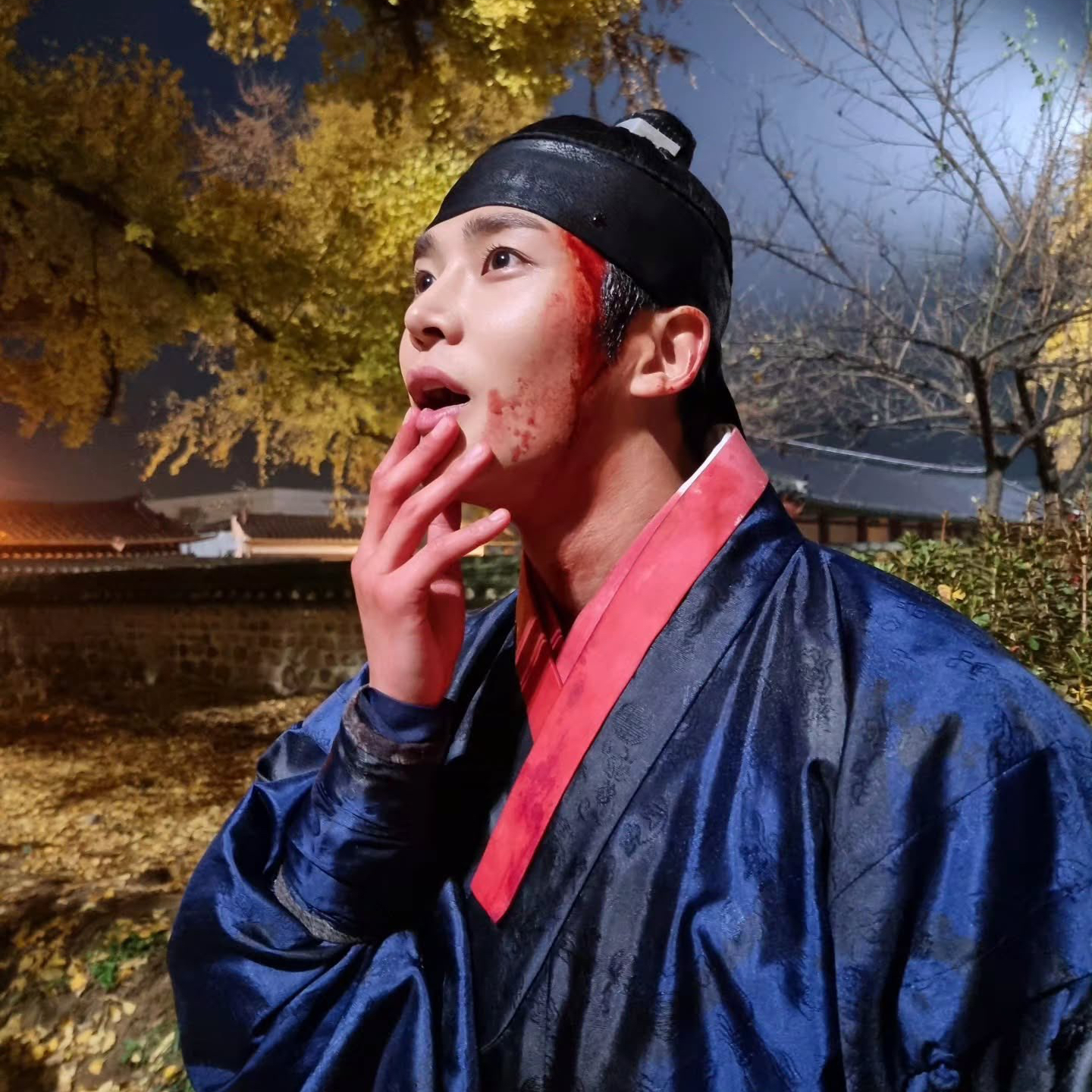 Foto terbaru dari Rowoon
