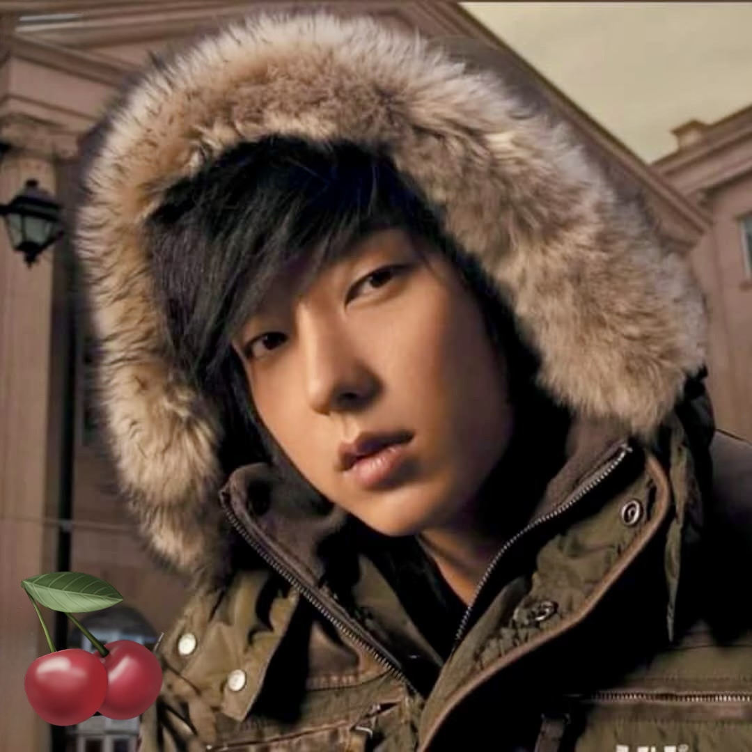Behind-the-scenes cut of Lee Joongi