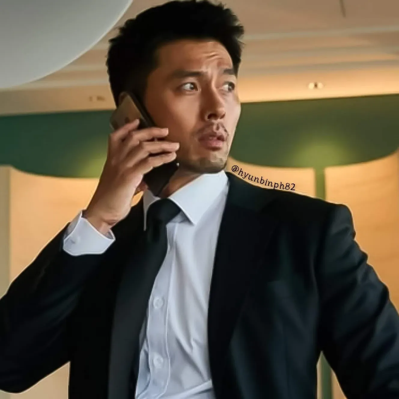 Cuplikan di balik layar dari Hyun Bin
