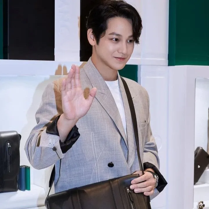 Recent activity shot of Kim Bum