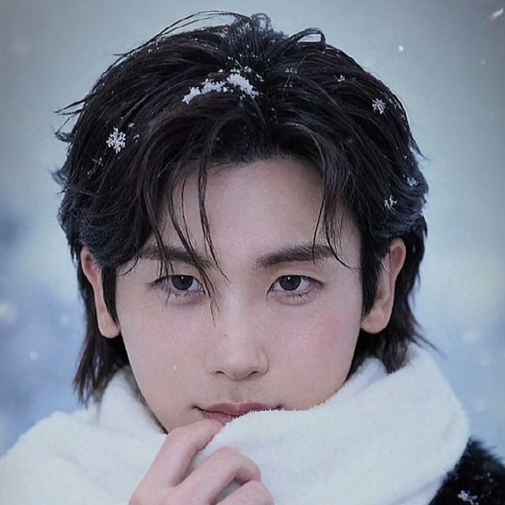 A moment captured by a fan of Park Hyungsik