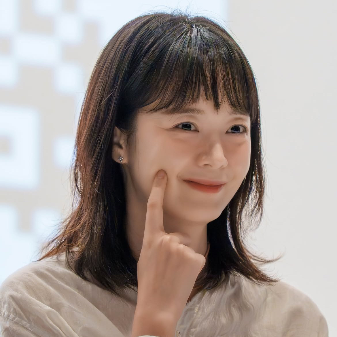 Recent activity shot of Jeon Somin