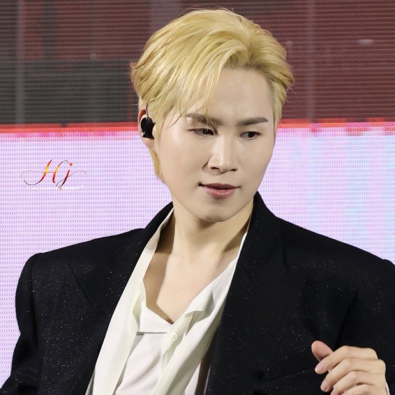 粉絲拍下的金熙栽瞬間