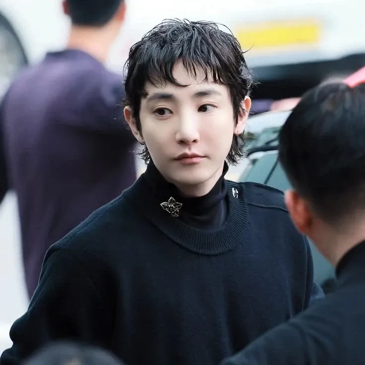 Recent activity shot of Lee Soohyuk