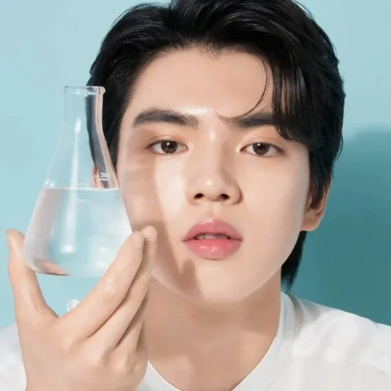Behind-the-scenes cut of Cha Junhwan