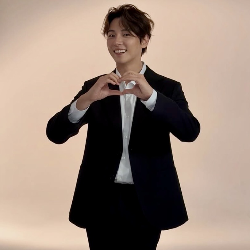 Behind-the-scenes cut of Yoon Shiyoon