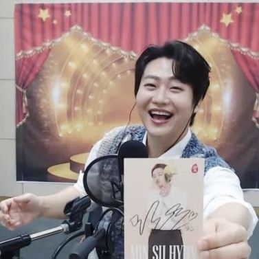 Behind-the-scenes cut of Min Soohyun