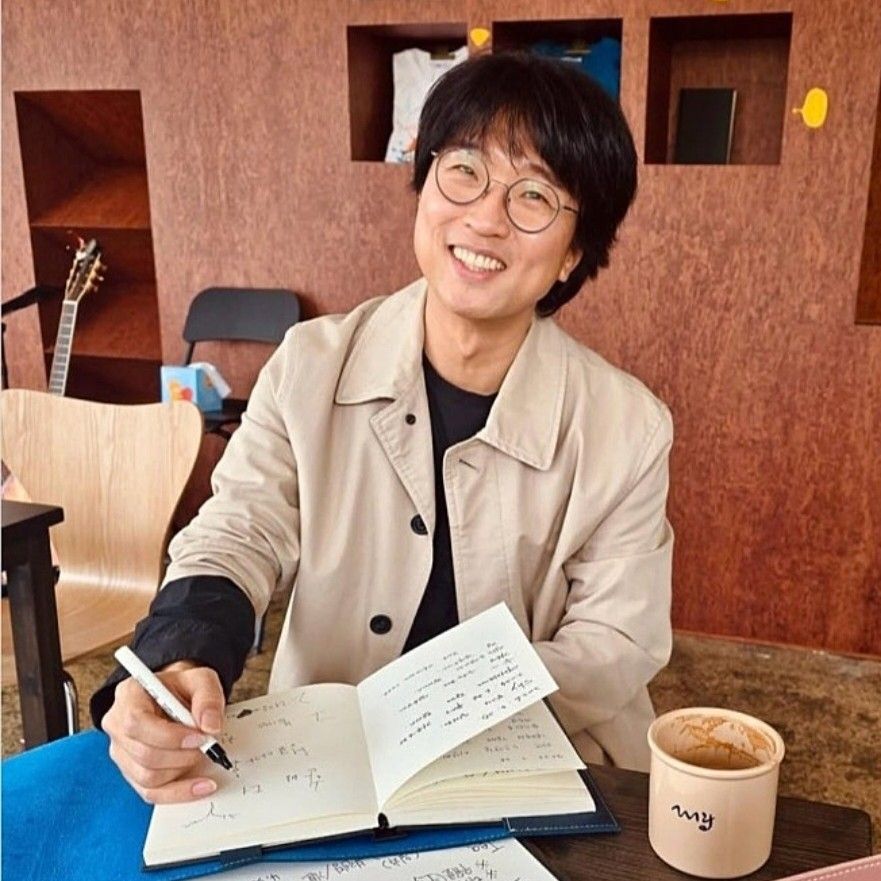 Behind-the-scenes cut of Bak Changgeun