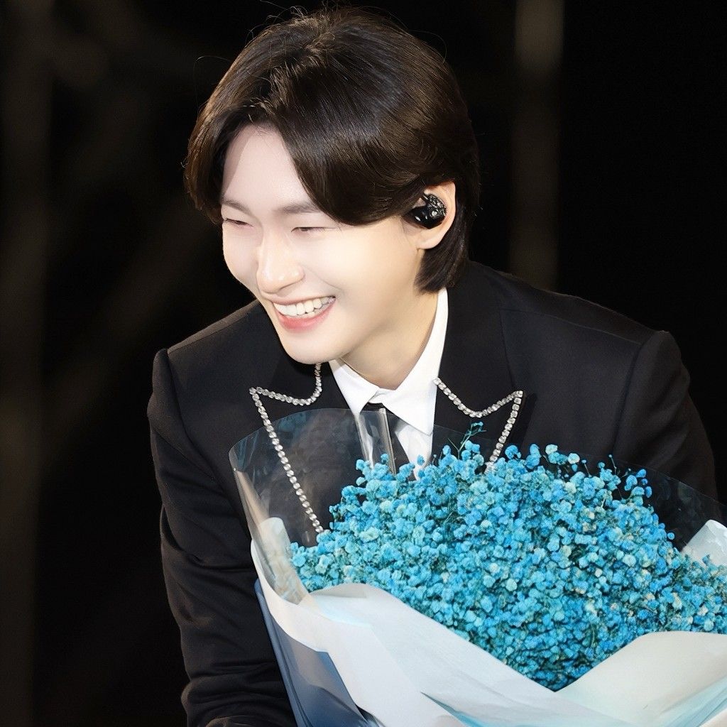 Explosively popular post in Choeaedol Celeb community