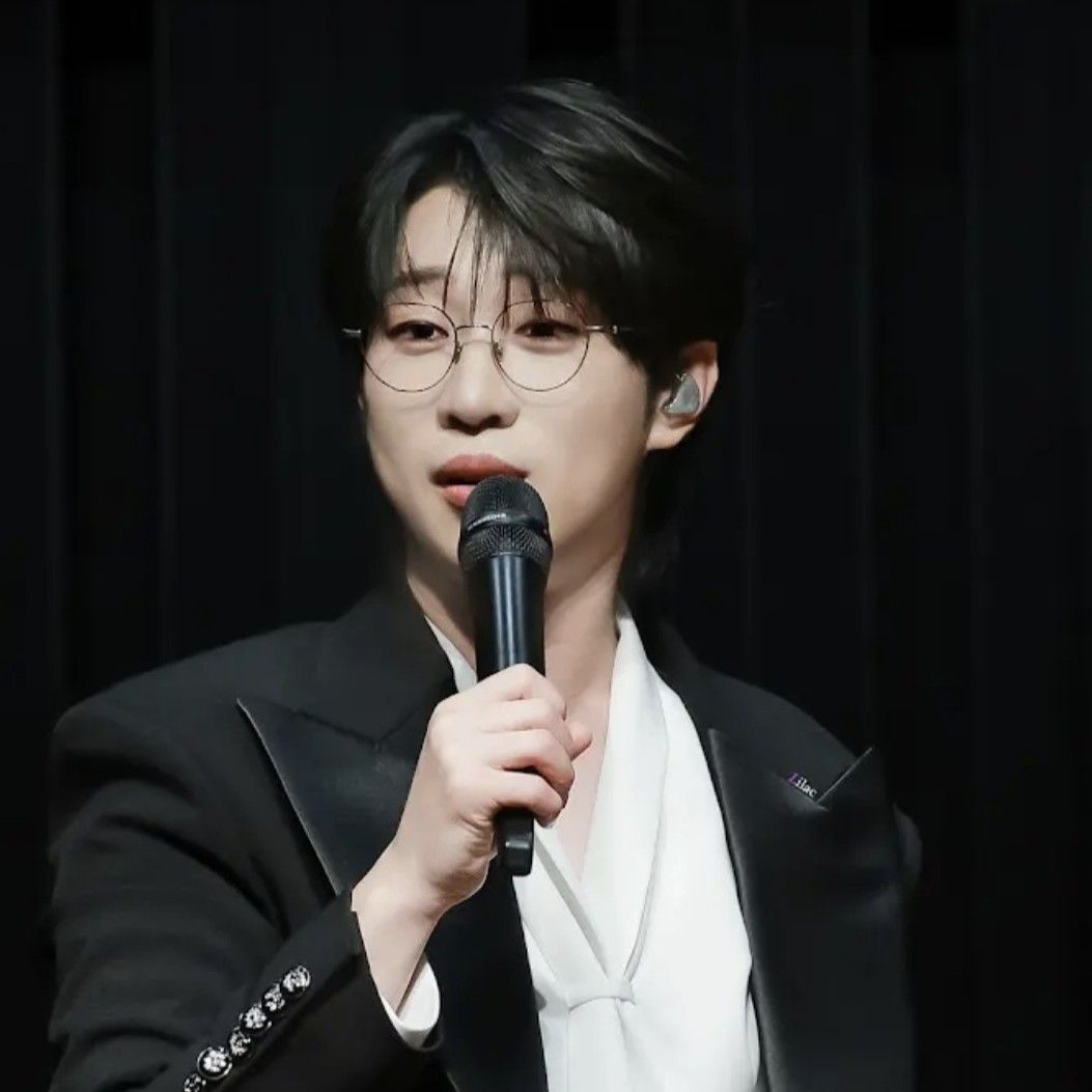 Behind-the-scenes cut of An Sunghoon