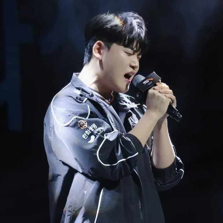 Latest photo of Gumayusi