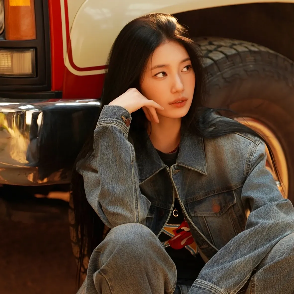 A moment captured by a fan of Bae Suzy