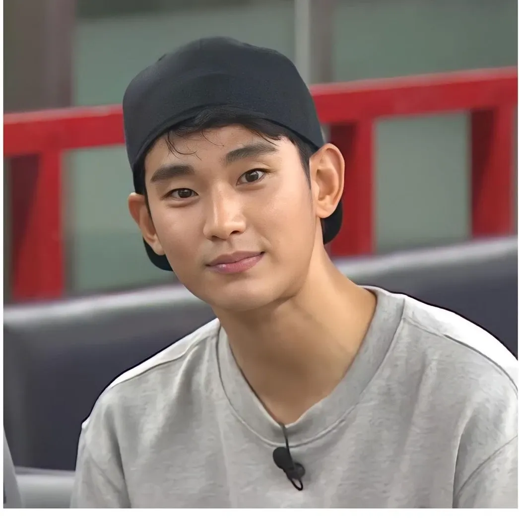 キム・スヒョンのビハインドカット