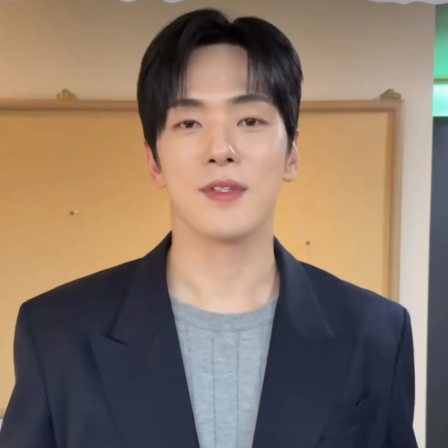 김정현의 최신 사진