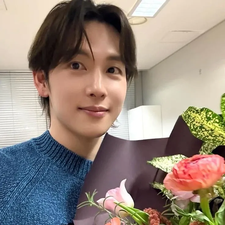 Recent activity shot of Yim Siwan