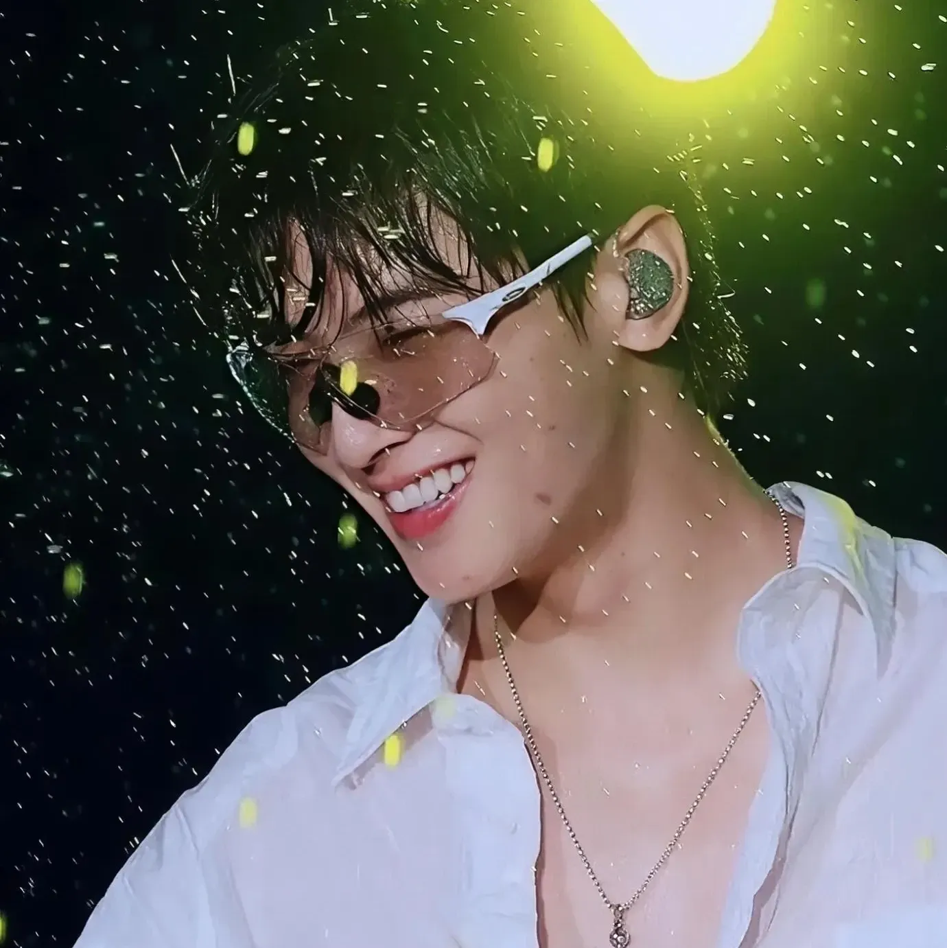 A moment captured by a fan of Cha Eunwoo