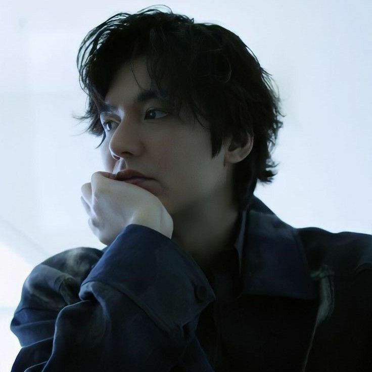 李敏镐的最新照片