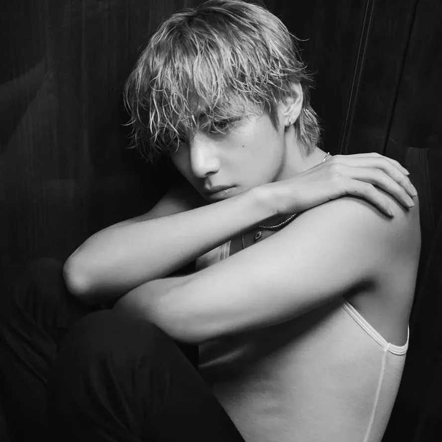 A moment captured by a fan of Kim Taehyung (V)