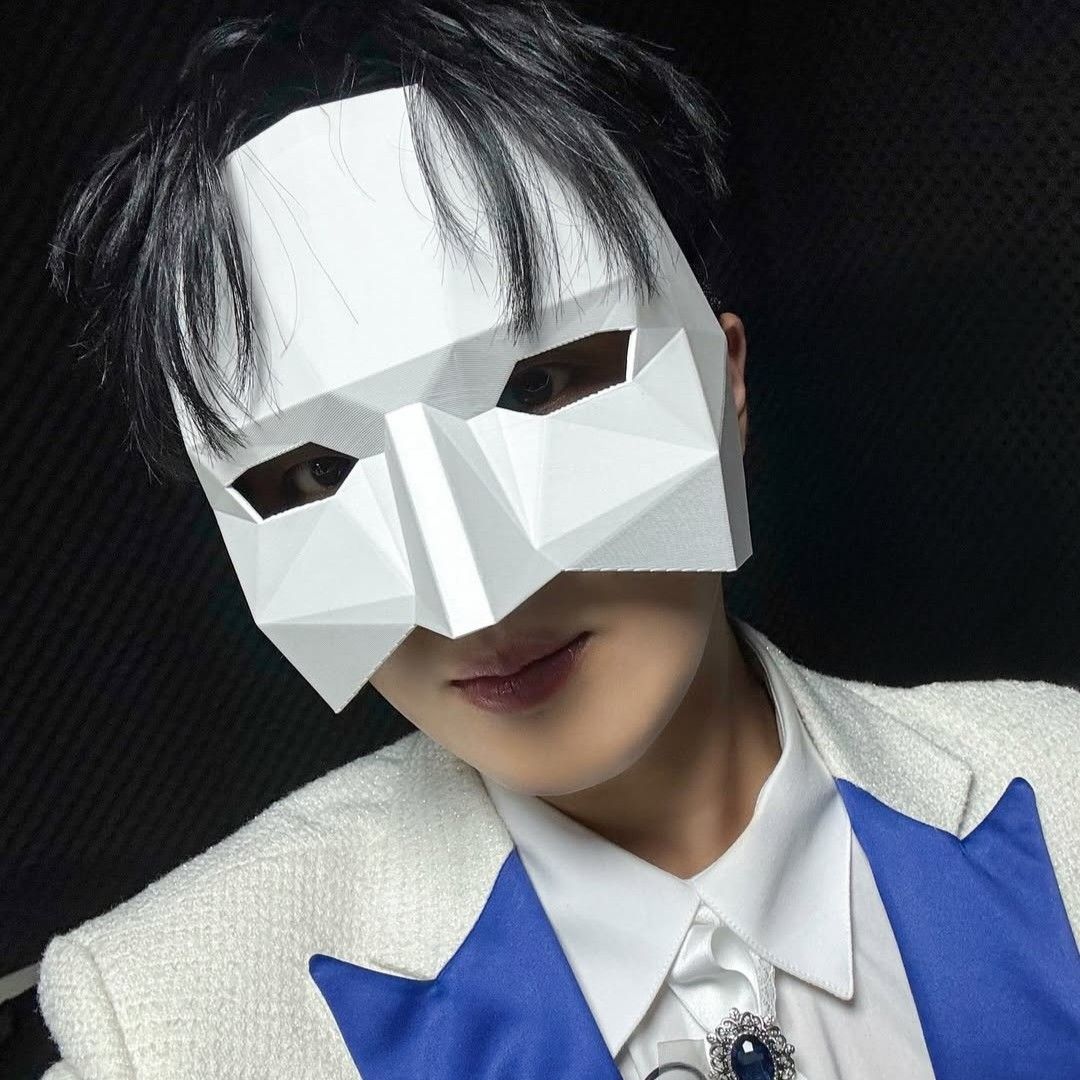 Recent activity shot of Hwang Yunsung