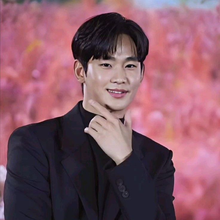 Behind-the-scenes cut of Kim Soohyun