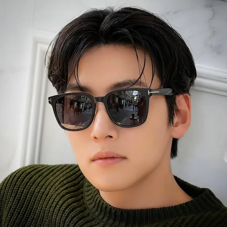 Behind-the-scenes cut of Ji Changwook