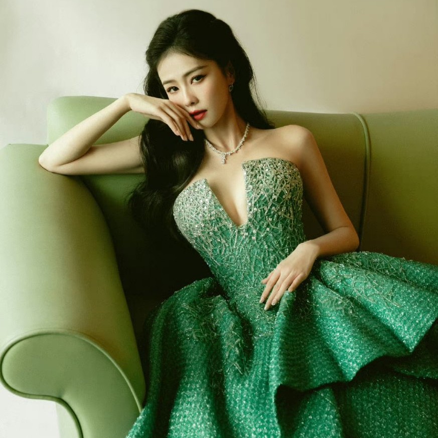 Recent activity shot of Bai Lu