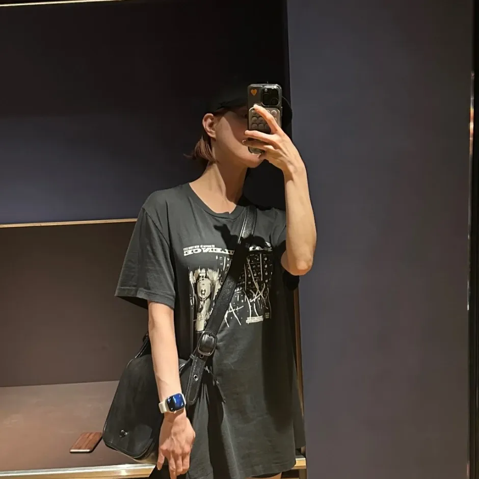 Recent activity shot of Lee Seyoung