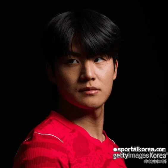 Recent activity shot of Seol Youngwoo