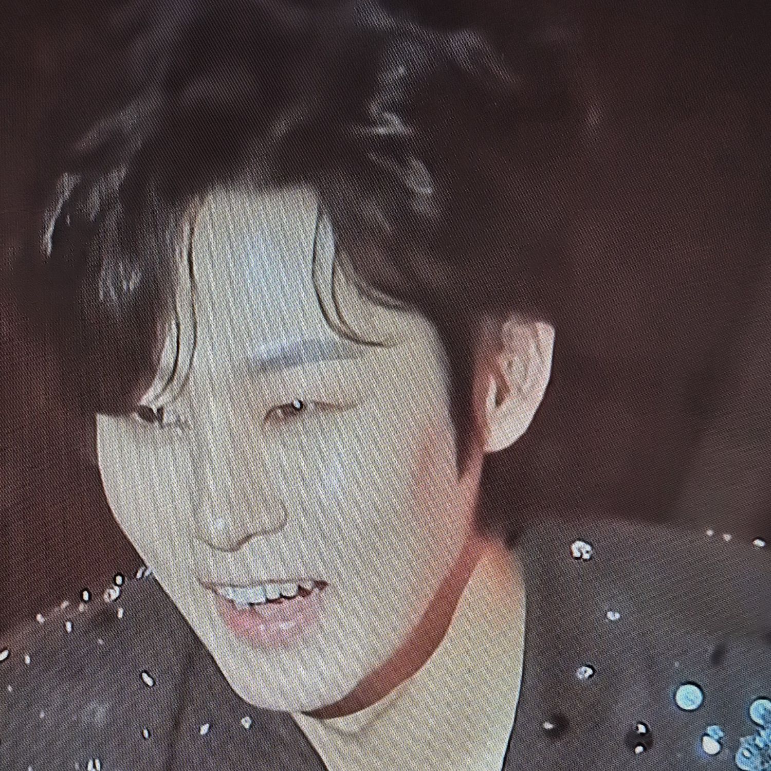 A moment captured by a fan of Kang Moonkyung