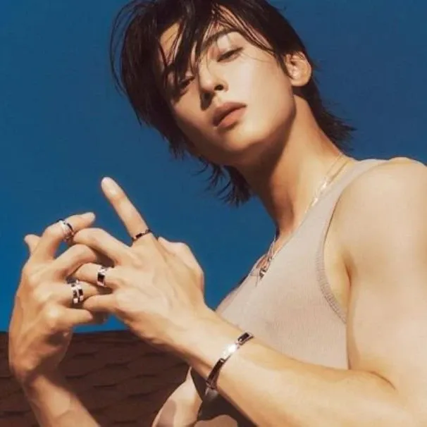 Recent activity shot of Cha Eunwoo