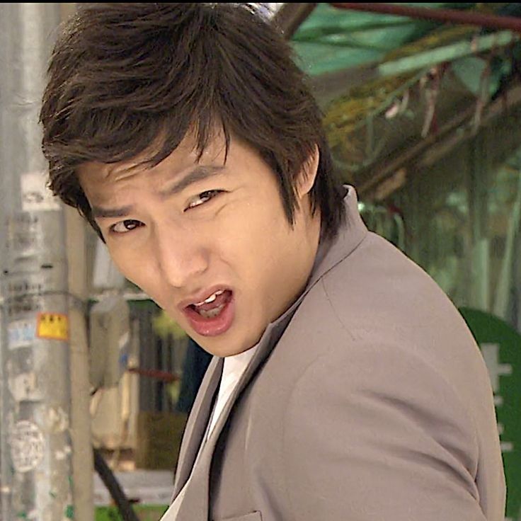 A moment captured by a fan of Lee Minho