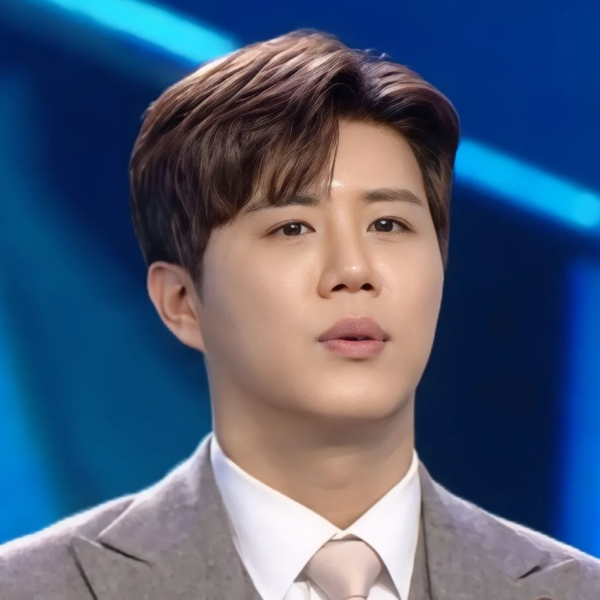 チン・ヘソンの最新写真