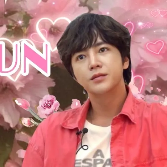 Recent activity shot of Jang Geunsuk