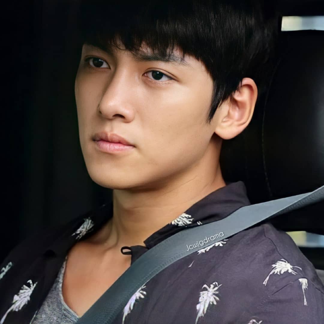 Latest photo of Ji Changwook