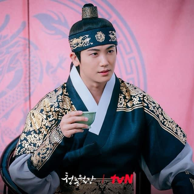 Behind-the-scenes cut of Park Hyungsik