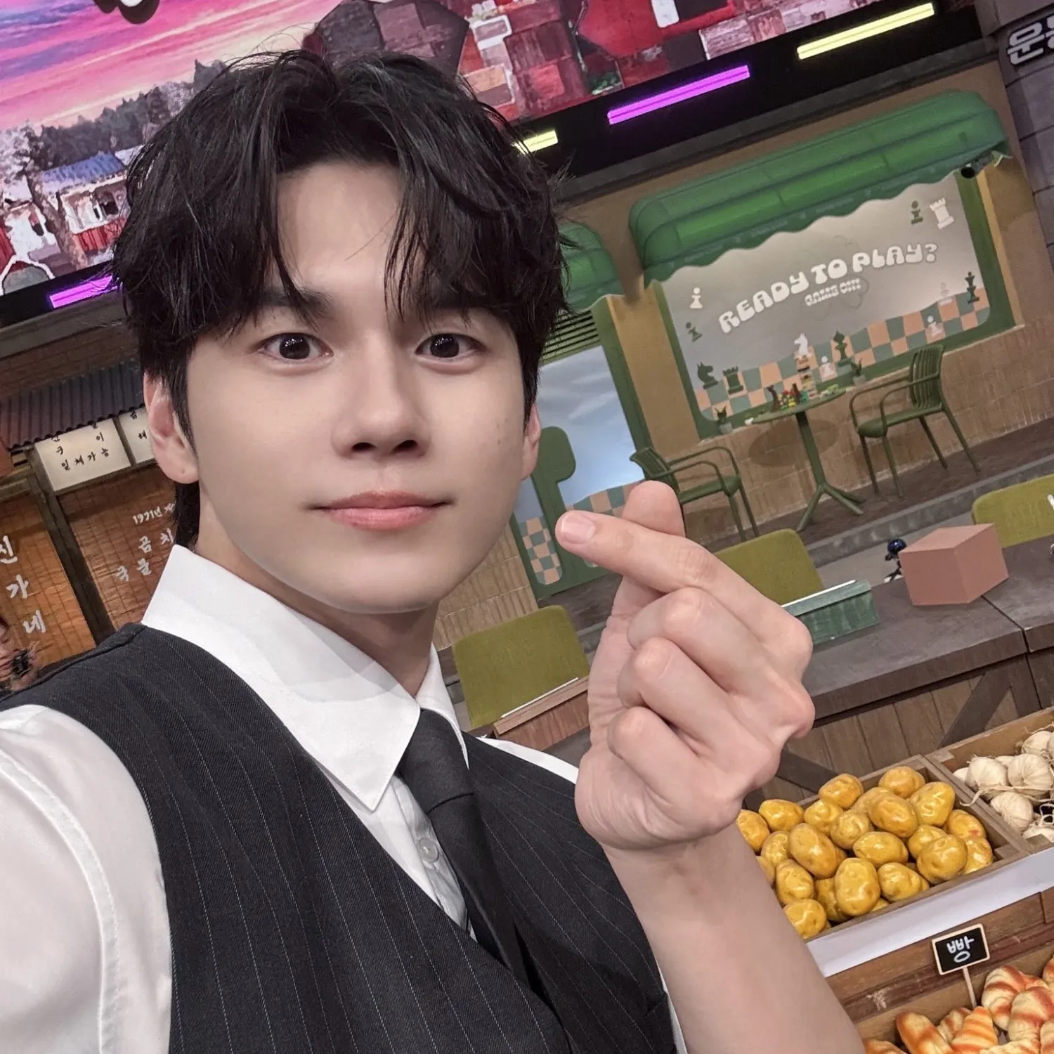 Foto kegiatan terbaru dari Ong Seongwu
