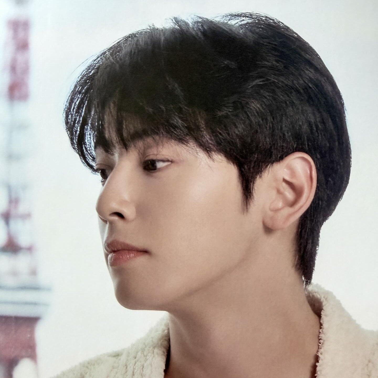 A moment captured by a fan of Cha Eunwoo