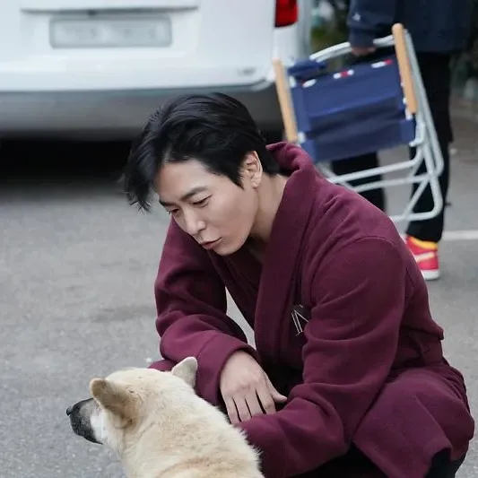 Momen yang diabadikan oleh penggemar Kim Jaewook