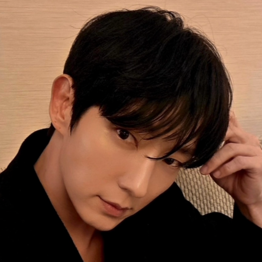 이준기 최근 활동샷