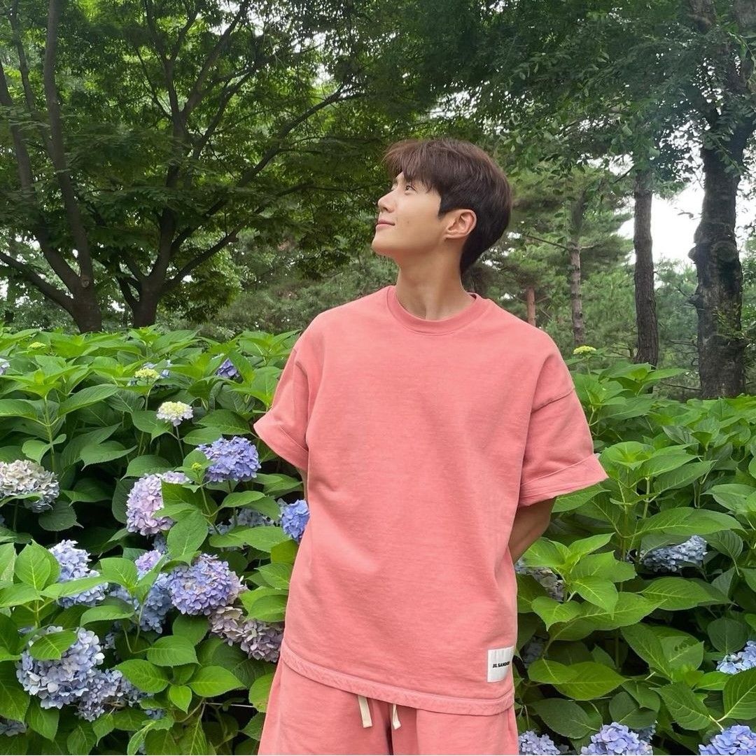 金宣虎的近期活動照