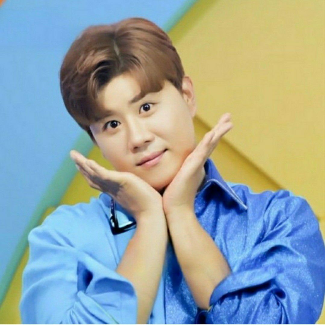 チン・ヘソンの最近の活動ショット