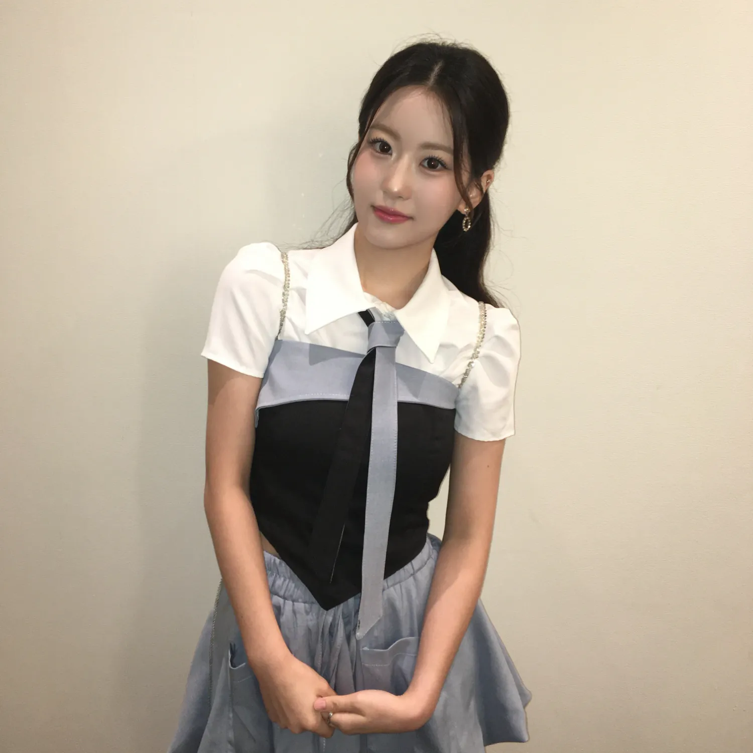 Latest photo of Oh Yujin