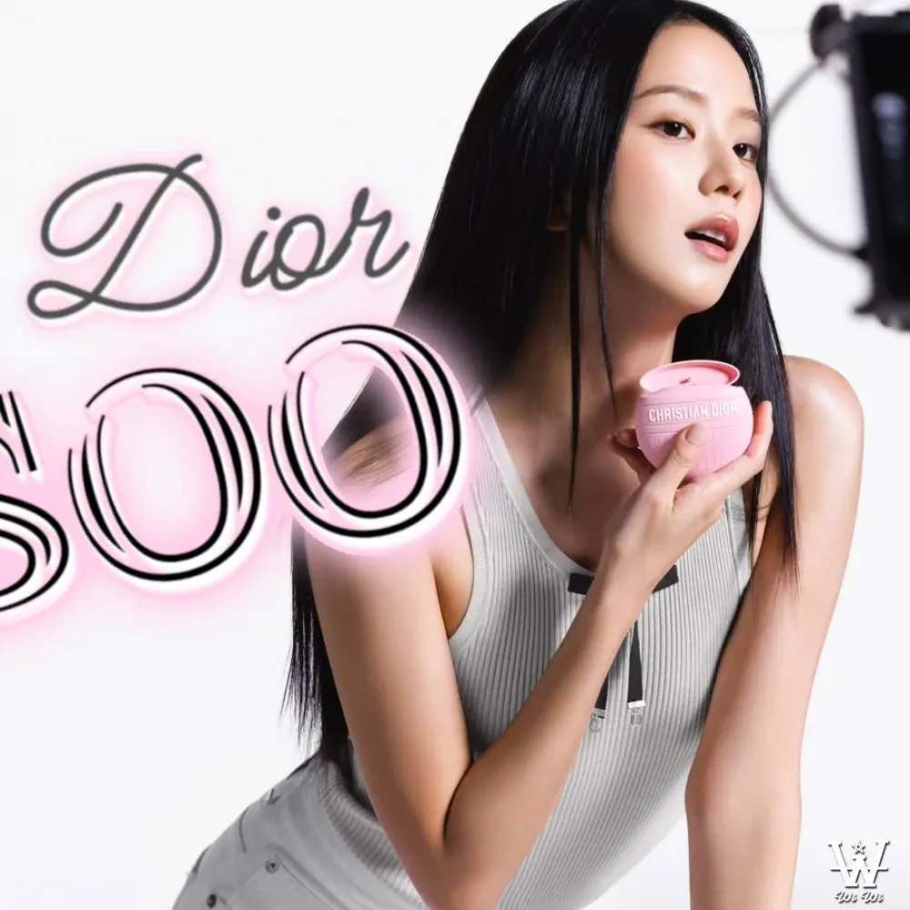 Behind-the-scenes cut of Jisoo (1995)